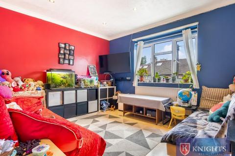 undefined, The Avenue , London, N17