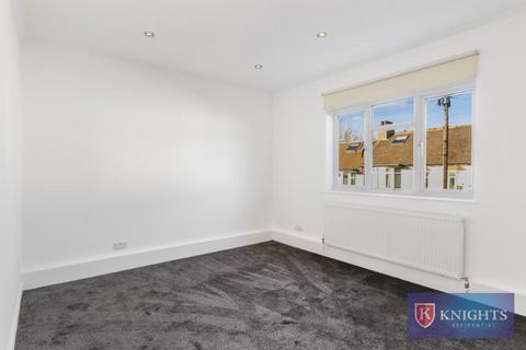 2 bedroom maisonette for sale, The Avenue , London, N17