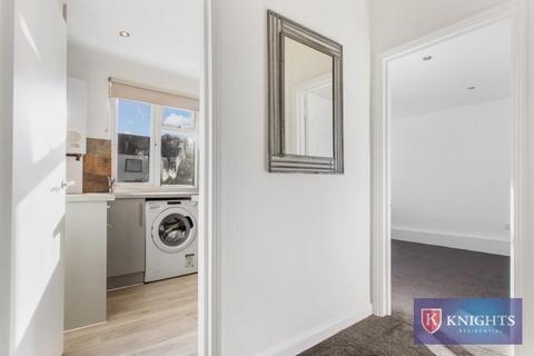 2 bedroom maisonette for sale, The Avenue , London, N17