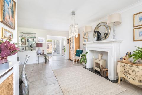 3 bedroom end of terrace house for sale, Woodlands Avenue, Rustington, BN16
