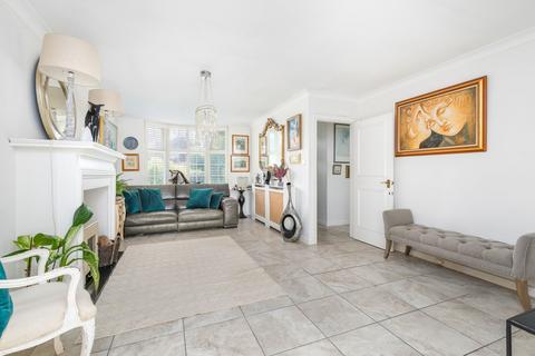 3 bedroom end of terrace house for sale, Woodlands Avenue, Rustington, BN16