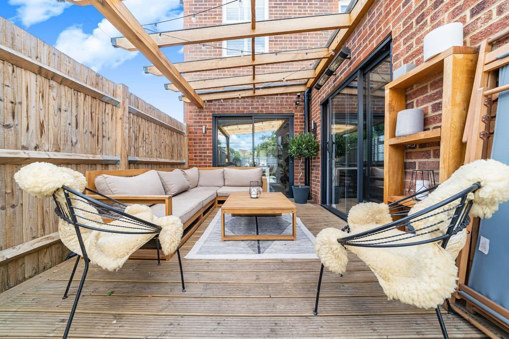 Alfresco Dining