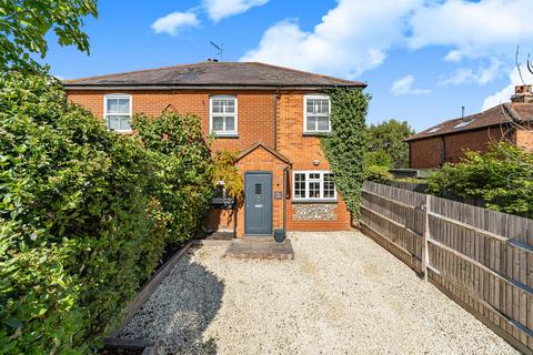 undefined, Clay Lane, Guildford GU4