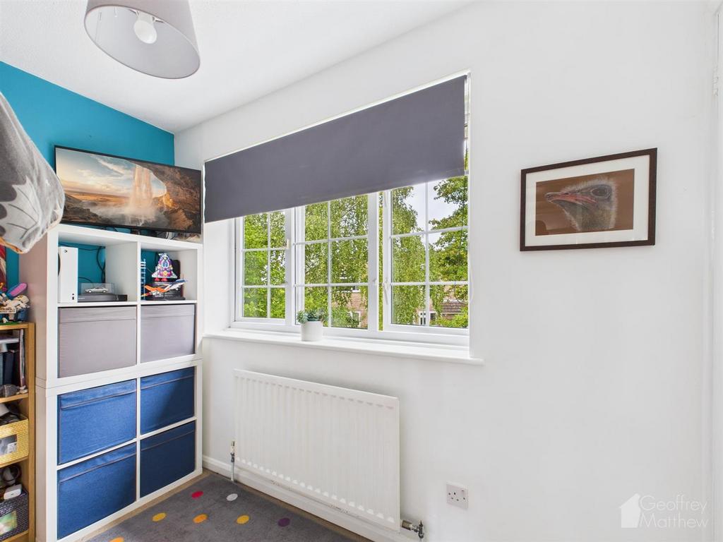 CAM02367 G0-PR0321-STILL011.jpg