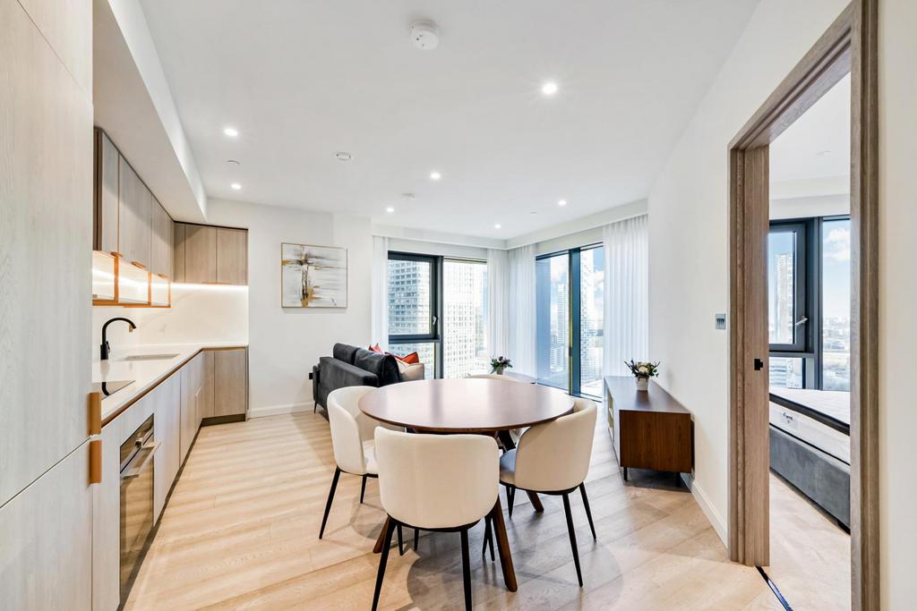 Apartment in London - View 5