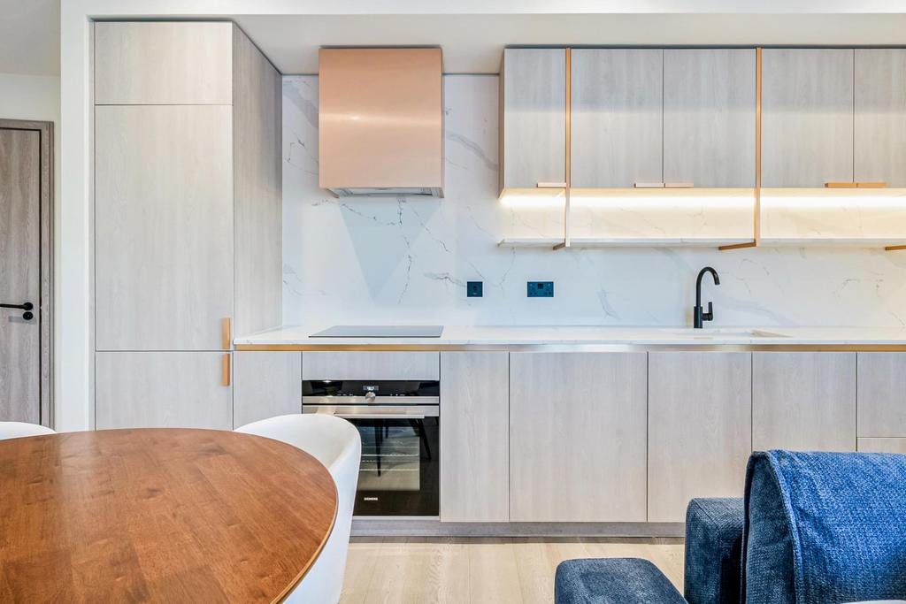 Apartment in London - More