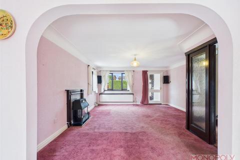 4 bedroom detached house for sale, Avondale Grove, Wrexham