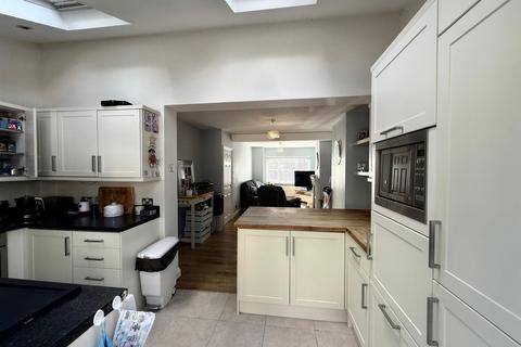 undefined, Kings Chase, Brentwood