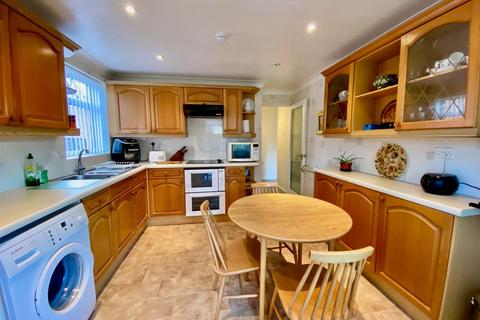 undefined, Beverley Way, Malvern
