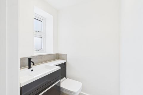 2 bedroom detached house for sale, Southend Road, Stanford Le Hope, SS17