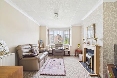 3 bedroom semi-detached house for sale, Heron Hill, Belvedere, Kent, DA17