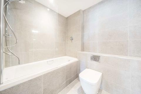 1 bedroom flat for sale, Chatfield Road, Battersea SW11