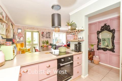 undefined, Mount Pleasant, Arundel, West Sussex