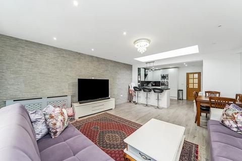 undefined, Myrtle Road, Palmers Green, N13