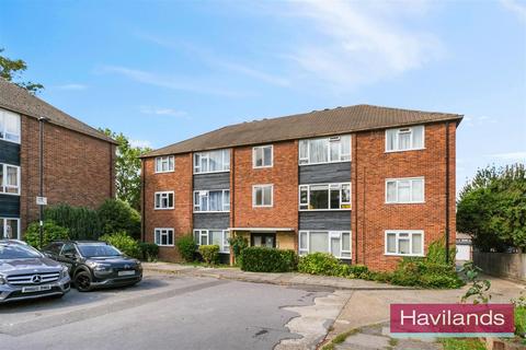 2 bedroom flat for sale, Winchmore Hill Road, London