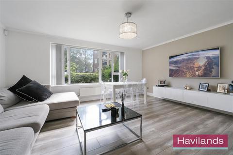 2 bedroom flat for sale, Winchmore Hill Road, London