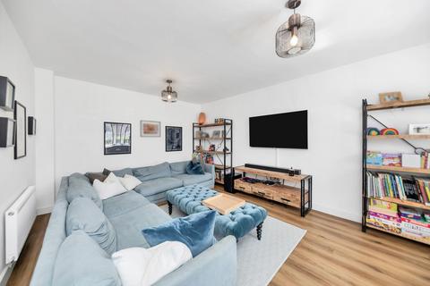 4 bedroom detached house for sale, Larnach Drive, Newmarket CB8