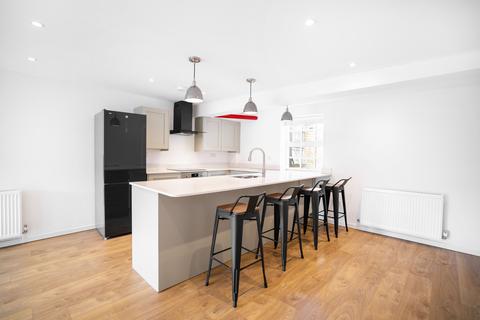 undefined, Elm Grove, London SW19