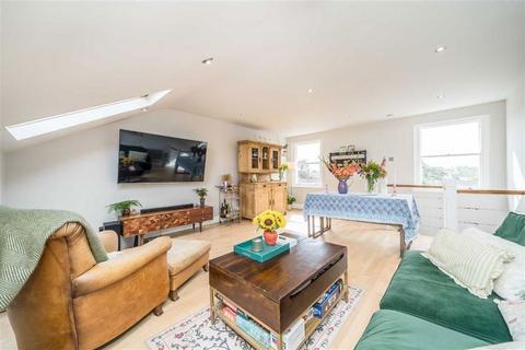 2 bedroom flat for sale, Kellett Road, London SW2