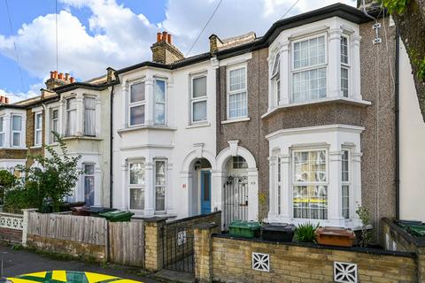 39 Radlix Road, London, E10 7BD