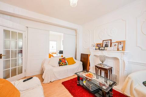 39 Radlix Road, London, E10 7BD