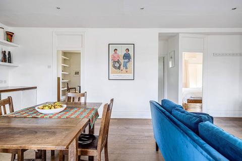 2 bedroom flat for sale, Kenton Street, Bloomsbury, London, WC1N