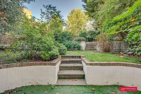 3 bedroom flat to rent, Upper Park Road, London, NW3