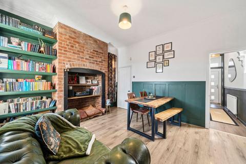 3 bedroom end of terrace house for sale, Edale Road, Leigh WN7