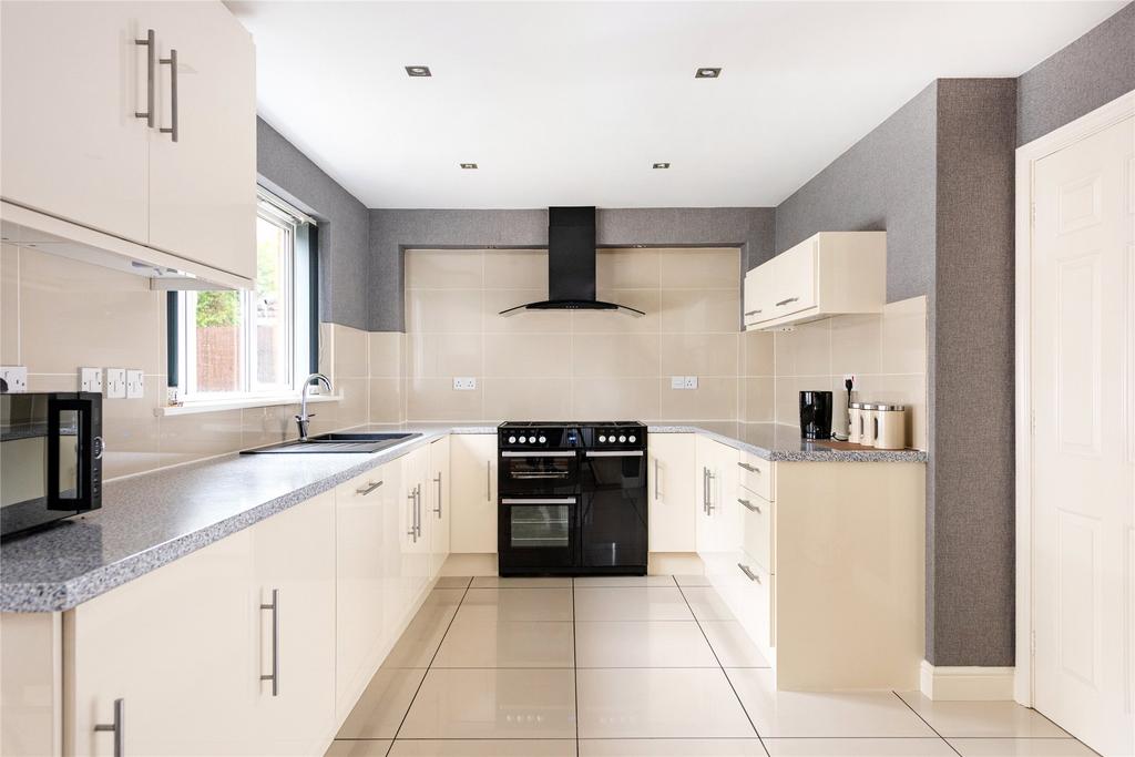 Kitchen/Breakfast