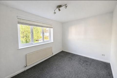 2 bedroom terraced house to rent, Northfield Road, Staines-upon-Thames, TW18