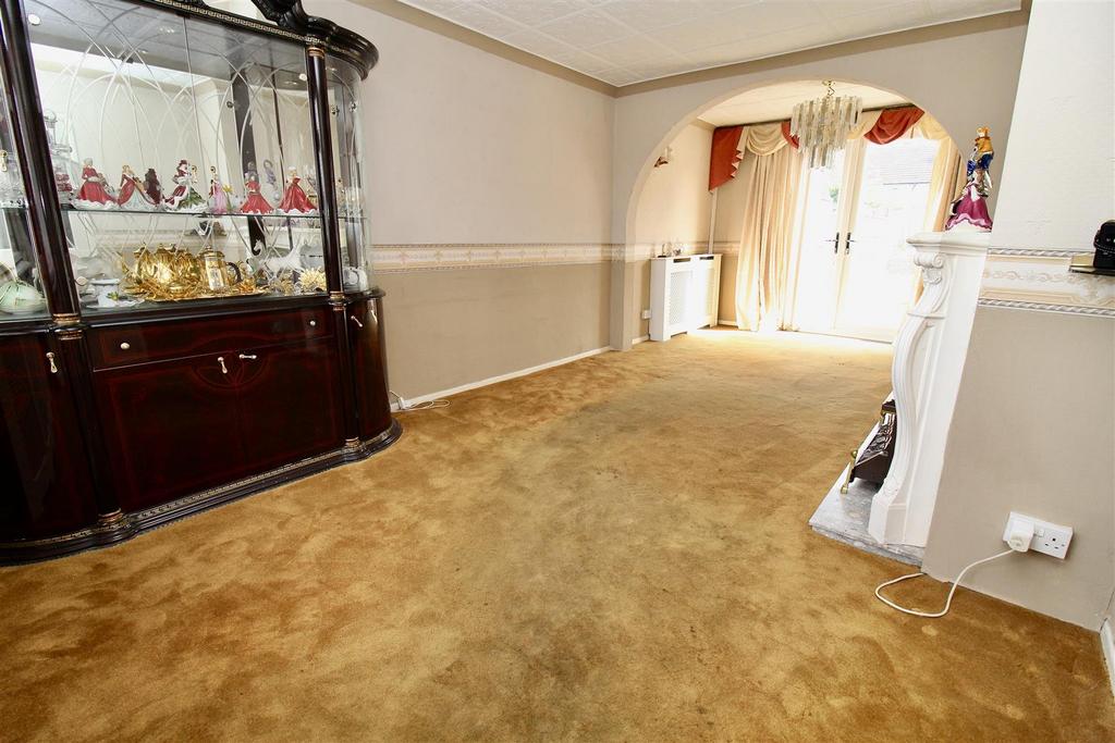 Through Lounge