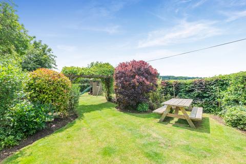 4 bedroom semi-detached house for sale, New Fiddlers Hill, Luton Road, Harpenden, Hertfordshire