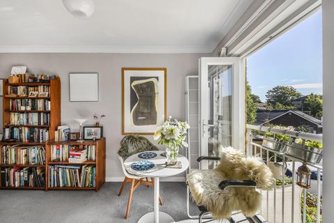 1 bedroom apartment for sale, King Henrys Walk, London, N1