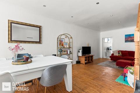 3 bedroom semi-detached house for sale, Rounton Road, Waltham Abbey, EN9