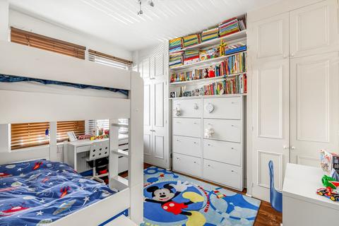 2 bedroom flat for sale, Ingelow Road, London SW8