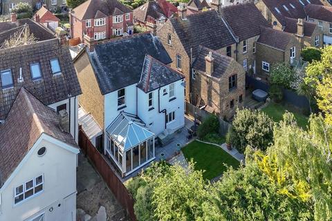 26 Downs Park, Herne Bay, CT6 6BZ