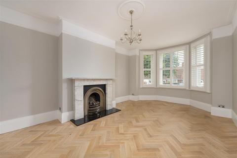 26 Downs Park, Herne Bay, CT6 6BZ