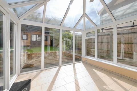 26 Downs Park, Herne Bay, CT6 6BZ