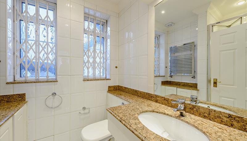 Lg p5512 637483871241760266.jpg