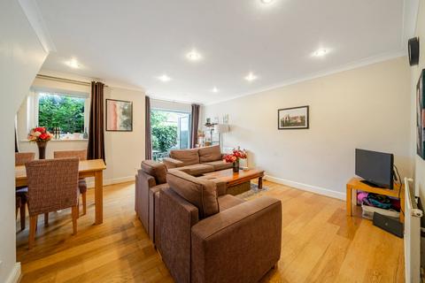 13 Smedley Street, London, SW4 6PG