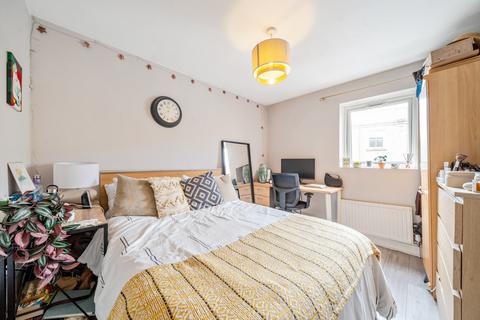 13 Smedley Street, London, SW4 6PG