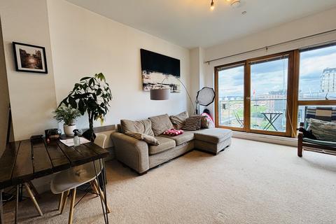 2 bedroom flat for sale, Cypress Place, Green Quarter, M4 4EH