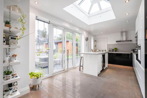 5 bedroom semi-detached house for sale, Risborough Road, Aylesbury HP17