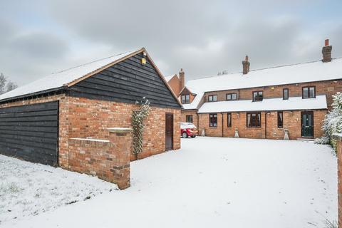 5 bedroom semi-detached house for sale, Risborough Road, Aylesbury HP17