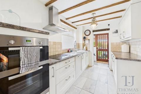 3 bedroom semi-detached house for sale, Hall Drive, Cropwell Bishop, Nottingham