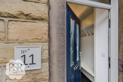 4 bedroom end of terrace house for sale, Albion Road, New Mills, SK22