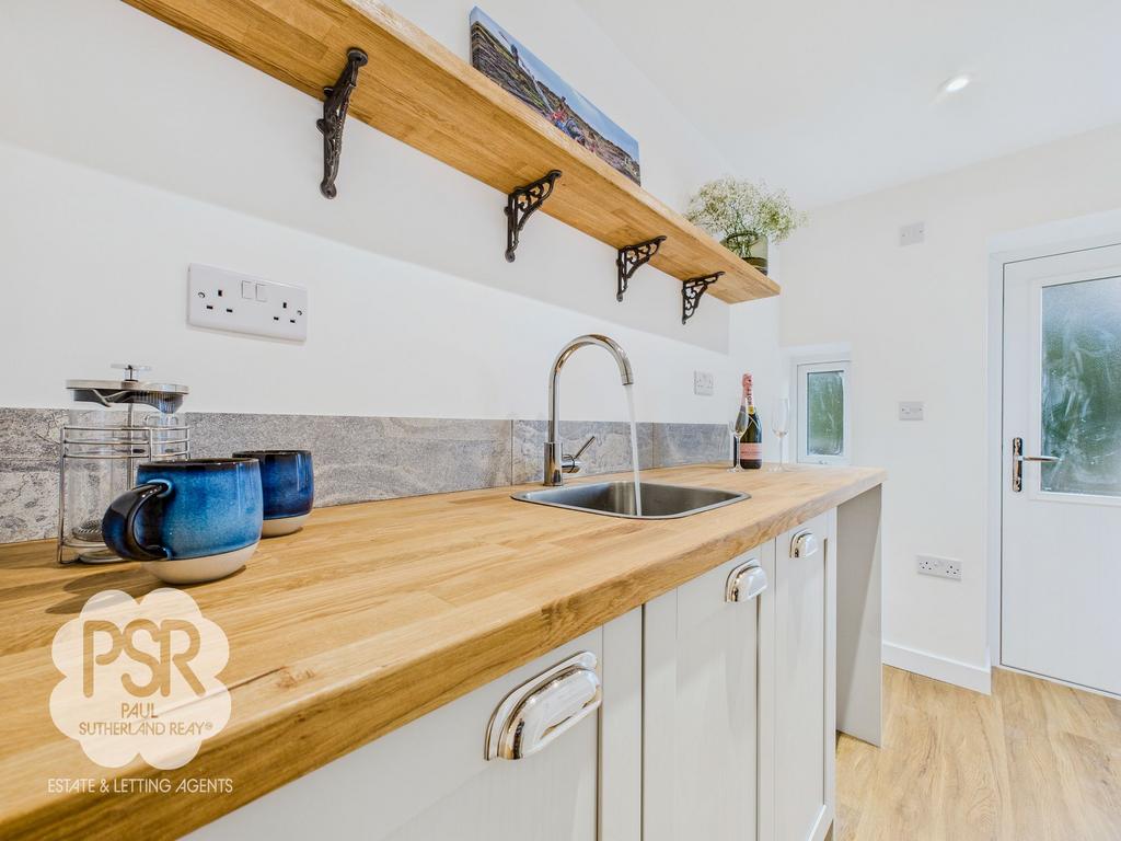 Lower Ground Floor Annexe Kitchenette