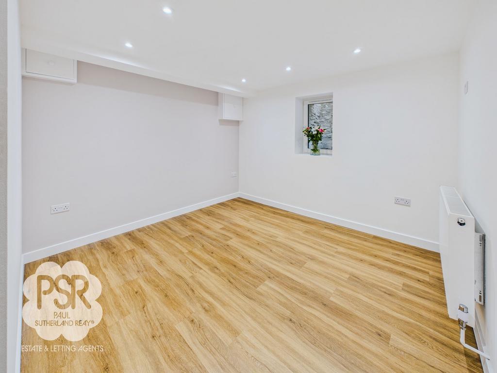 Lower Ground Floor Annexe Bedroom