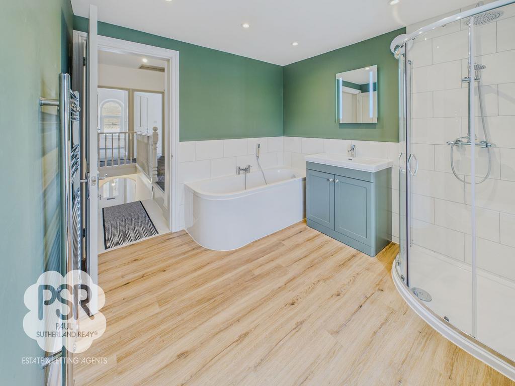 Main Bathroom
