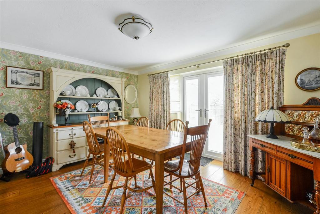 Dining Room 1.jpeg